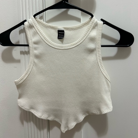 15 going out / crop tops - Picture 4 of 15